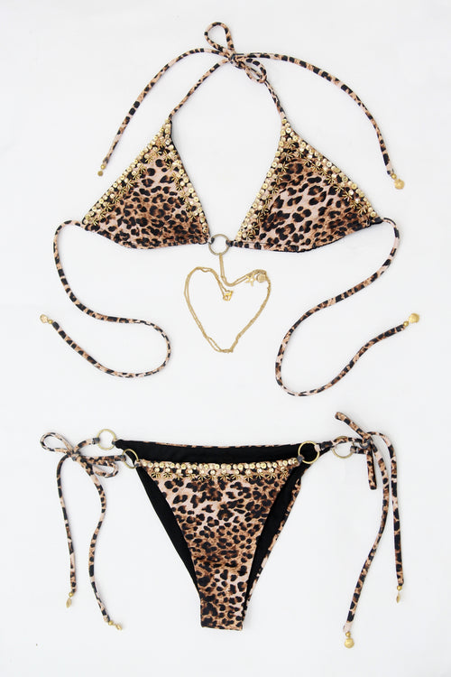 Bikini cheeta